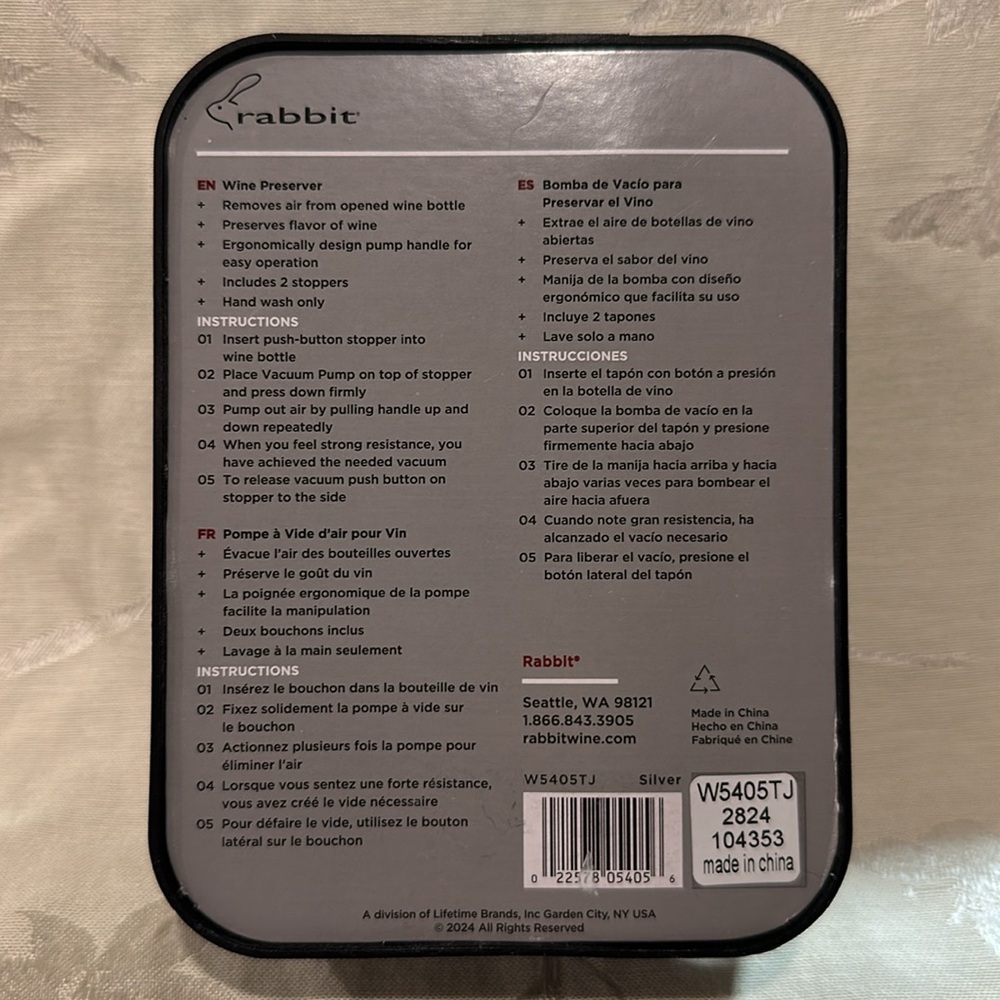 NWT- Rabbit Wine Preserver Set - Picture 2 of 3